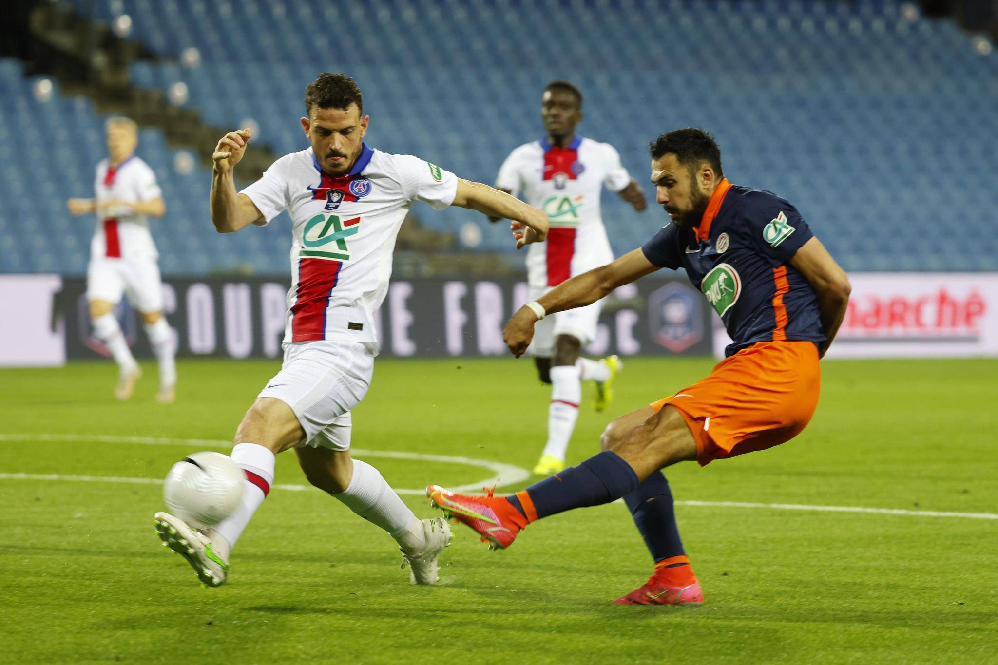 开云·体育官网-莱万多夫斯基波兰几号