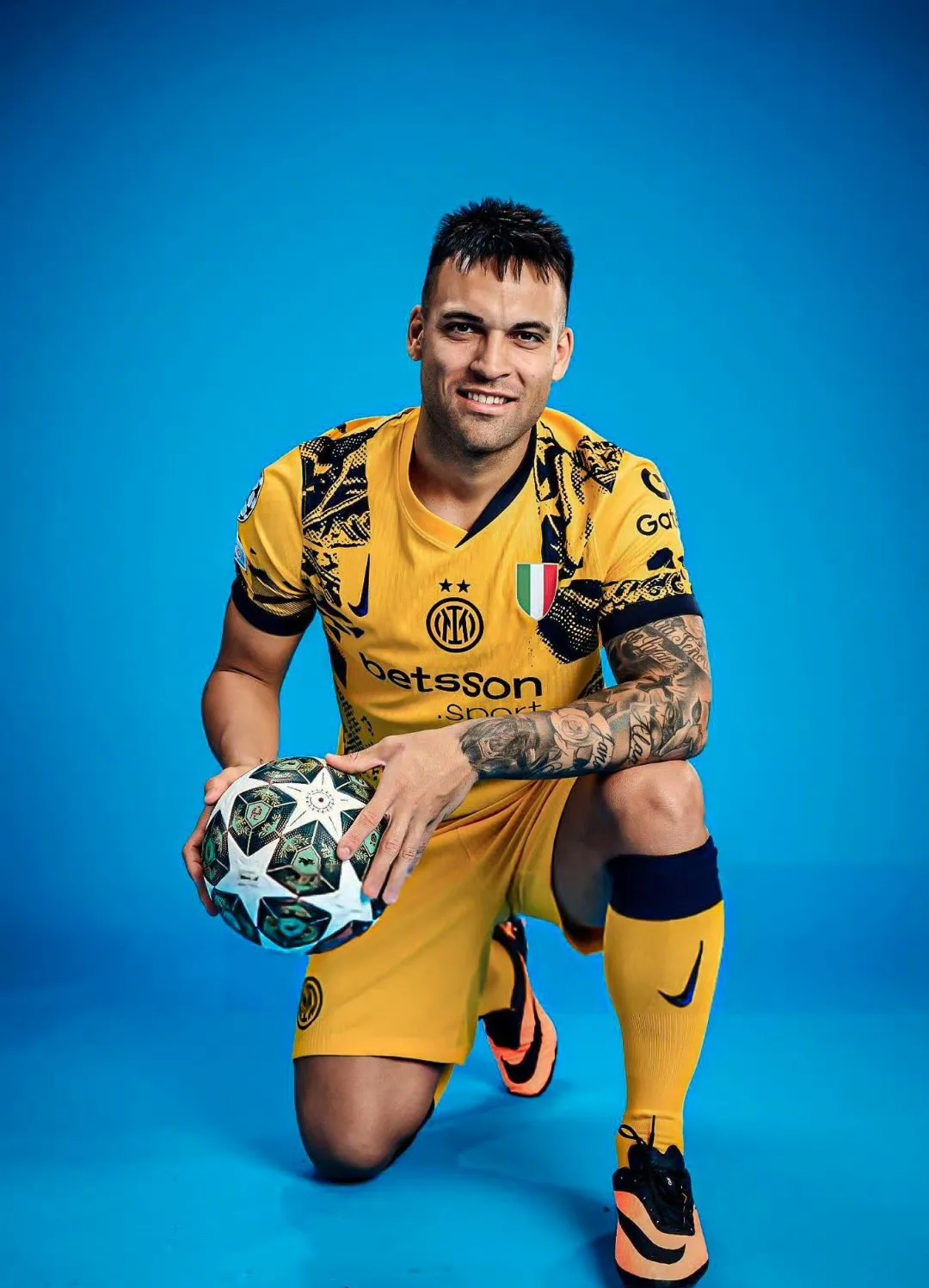 开云·体育官网-国际比赛日体能课后，AC米兰手感冰凉备战CBA季后赛，更衣室稳定，赛程密集仍需轮换的简单介绍