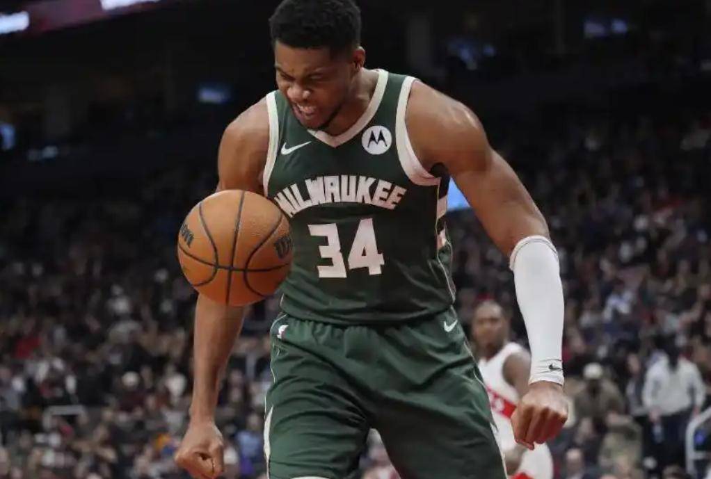 Kaiyun体育App下载,-关于今晚犹他爵士备战荷甲集结日波尔图调整名单以备荷甲，哈登连续五场比赛得分超过精彩发挥看傻球迷的信息